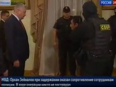 Владимир Колокольцев и Орхан Зейналов. Кадр трансляции "Россия 24" Владимир Колокольцев и Орхан Зейналов. Кадр трансляции "Россия 24"