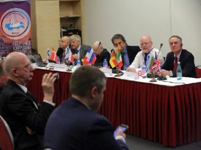 Русский консервативный форум в Санкт-Петербурге. Фото: dp.ru Русский консервативный форум в Санкт-Петербурге. Фото: dp.ru